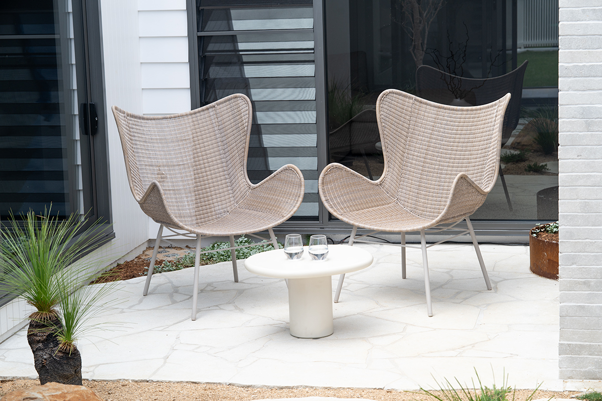 Amos Outdoor Wingchair - Linen - Image 2