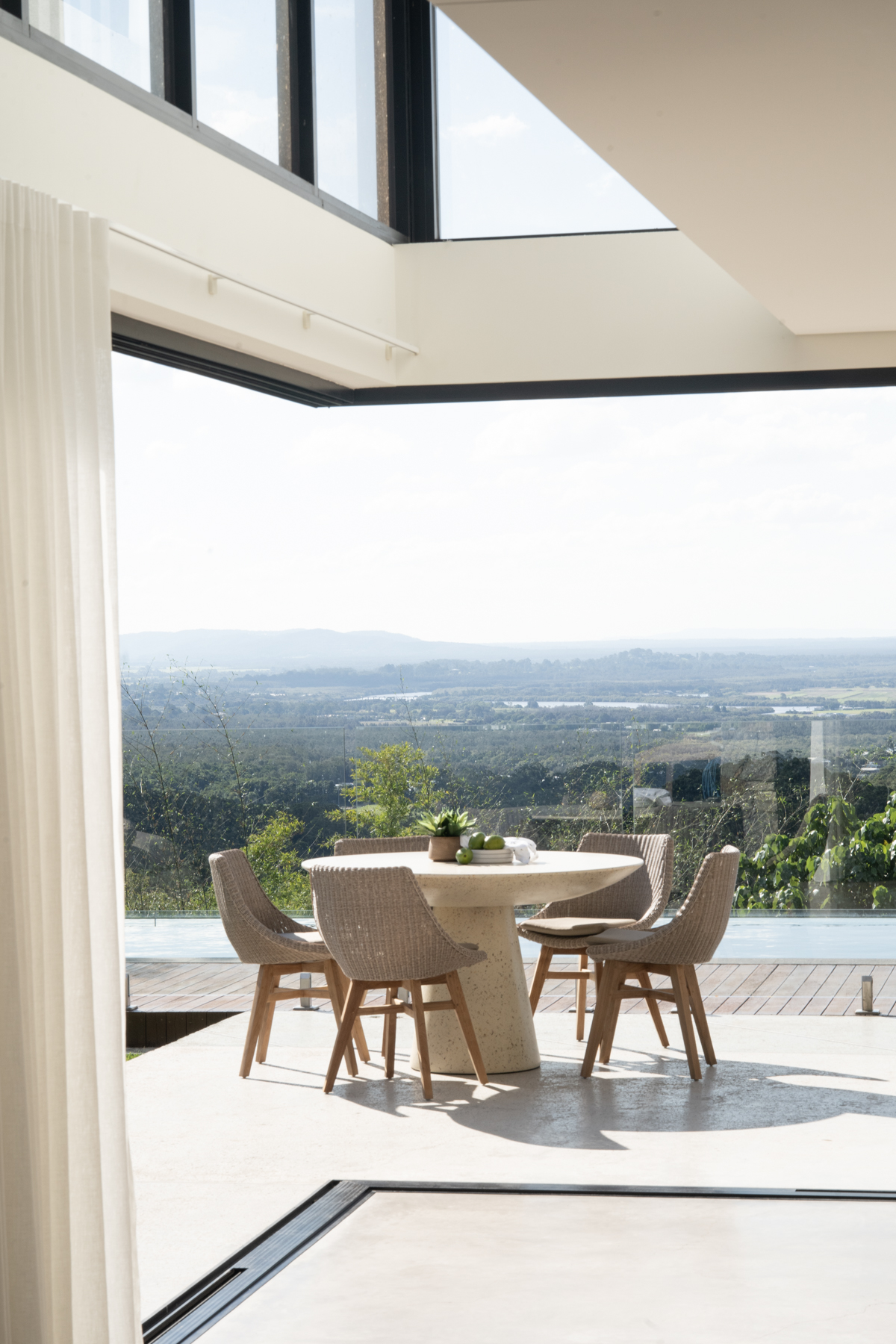 Clara Dining Table - 160cm - Image 9