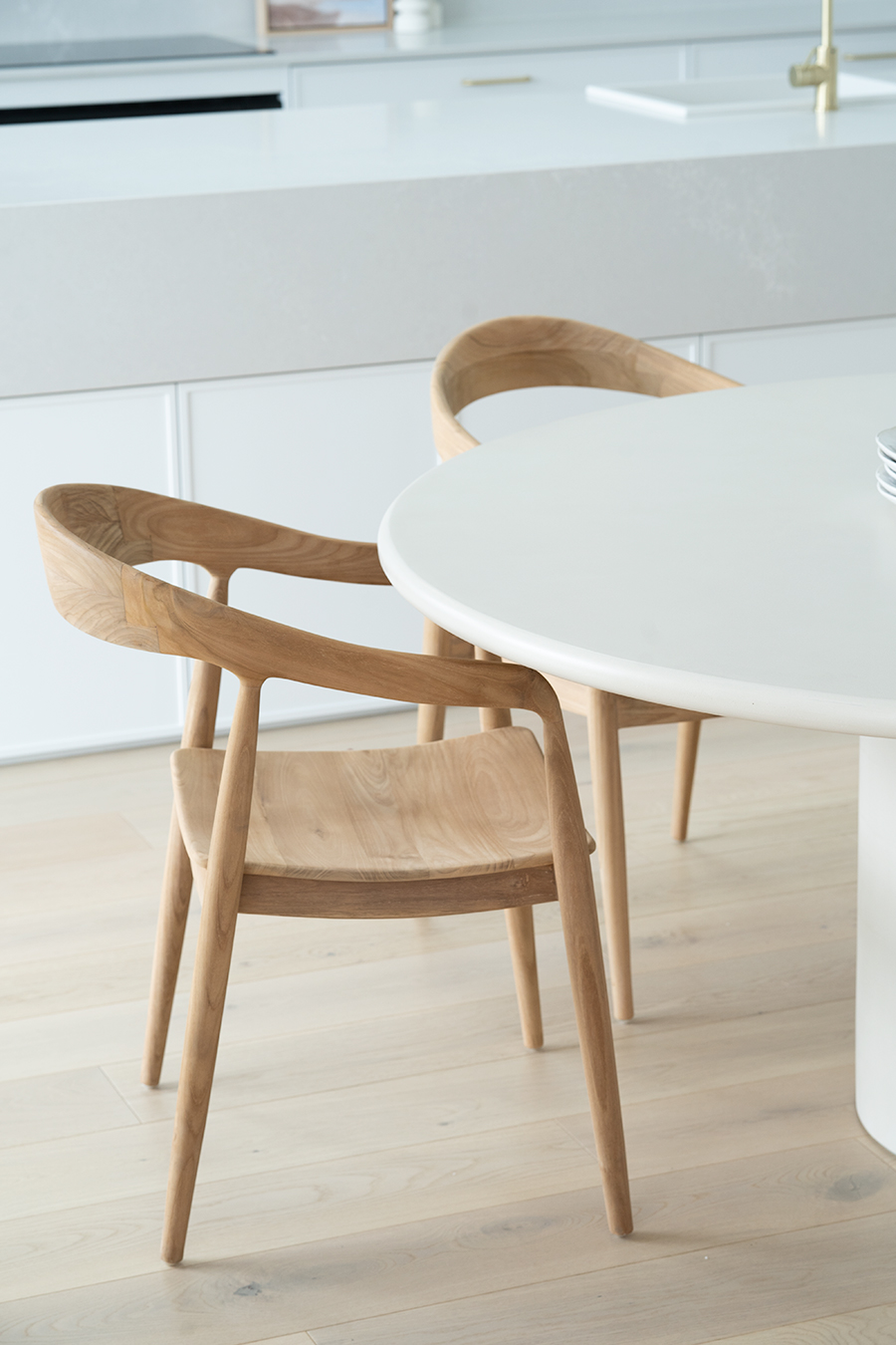 Lorenzo Round Dining Table - 160cm - Latte - Image 16