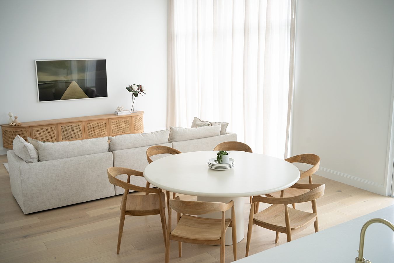 Lorenzo Round Dining Table - 160cm - Latte - Image 21